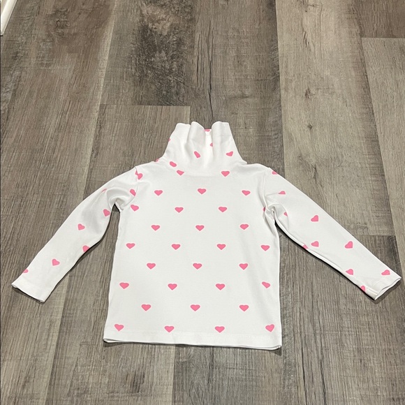 The Beaufort Bonnet Company Other - The Beaufort Bonnet Tatum’s Turtleneck size 3T white with pink hearts